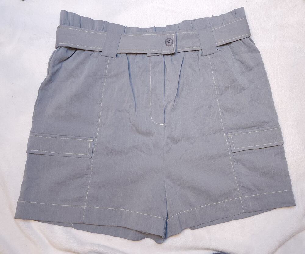 NwT Moon River Anthropologie paperbag cargo shorts L